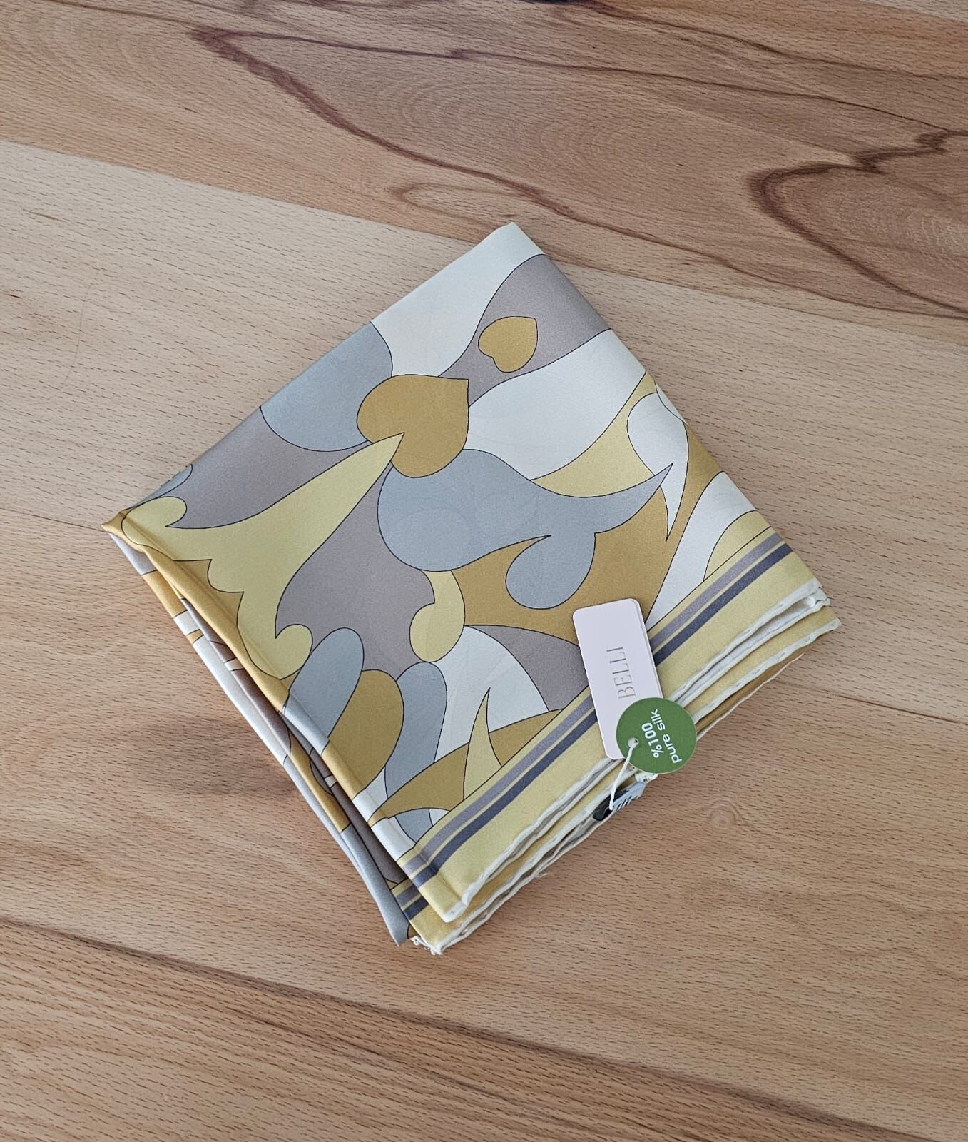 Belli Saf İpek Eşarp