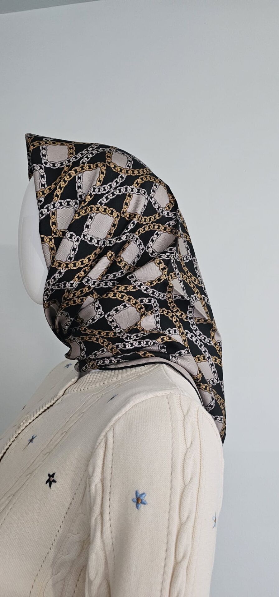 Armine Saf İpek Eşarp